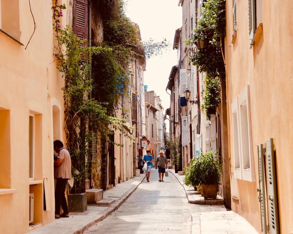 Charming Duplex In The Heart Of The Village - Charmant Duplex Au Coeur Du Village - 圣特罗佩 外观 照片